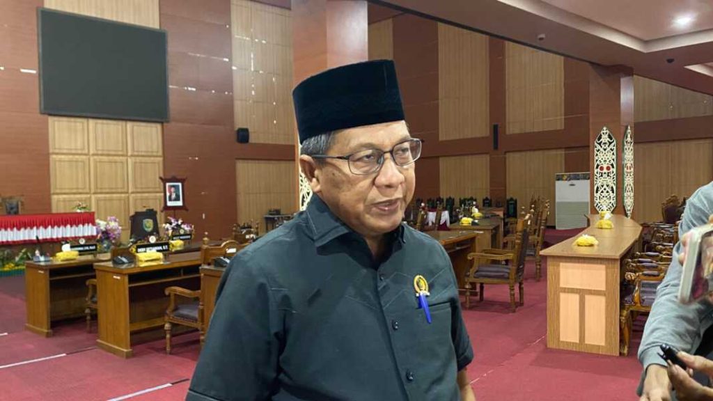 Warga Kelurahan Palangka Usulkan Jalur Kedua Bukit Keminting