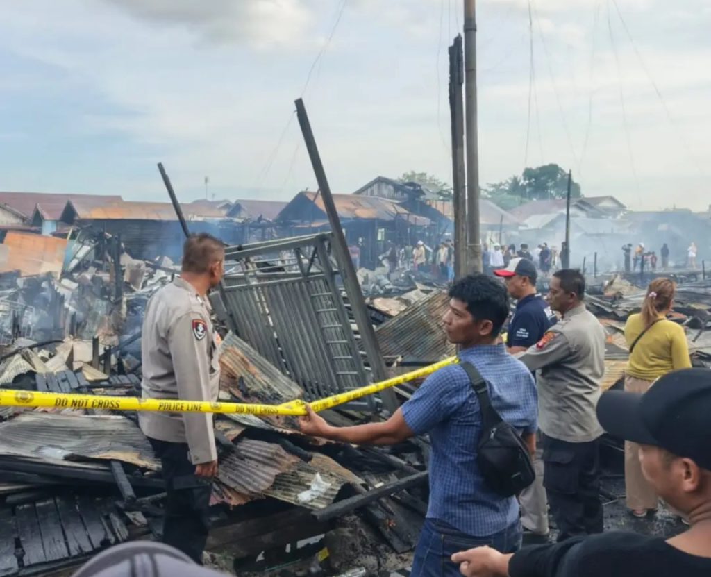 Kebakaran Hanguskan 36 Bangunan di Pahandut, Polisi Selidiki Penyebab Api